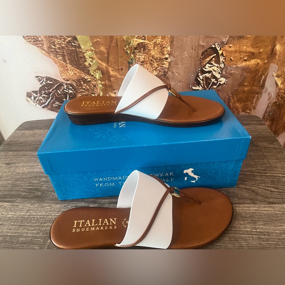 Italian Shoemakers Caro Sandal
Size 8 1/2